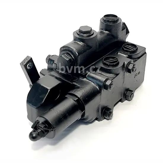 Rozvaděč hydrauliky M Fortschritt E 514