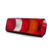 Zadní skupinová svítilna pravá s bočním konektorem